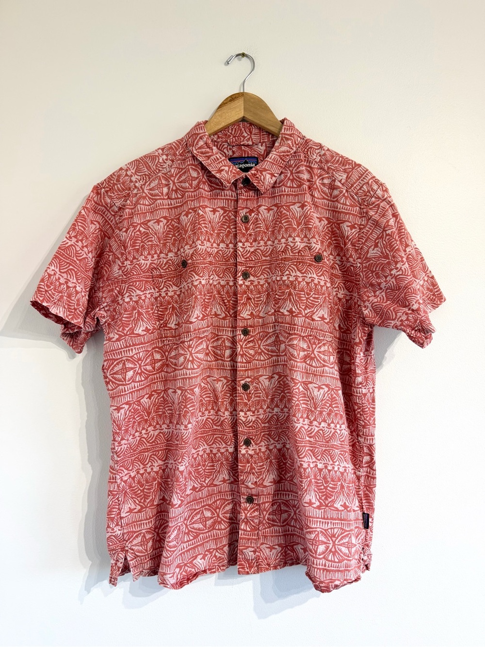 Patagonia Back Step Shirt Red Printed Short-Sleeve Button-Up
